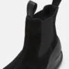 Botas Chelsea Luna de gamuza negra