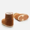 Botas de gamuza color canela sin cordones