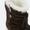 Botas Evx de gamuza y piel de oveja en marrón oscuro Botas Evx de gamuza y piel de oveja en marrón oscuro