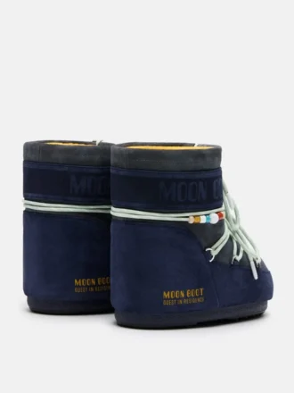 Botas Icon Low de ante con cuentas en color medianoche y gris de Moon Boot x Guest in Residence