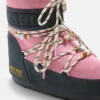 Botas Moon Boot X Guest in Residence Icon Low de ante con pedrería en gris y rosa
