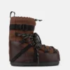 Botas Moon Boot X Moncler Grenoble Icon Low en marrón moca