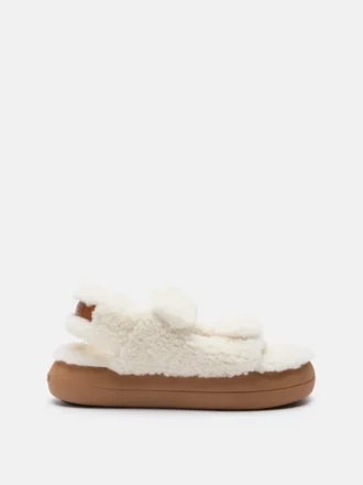 Sandalias blancas de piel de oveja