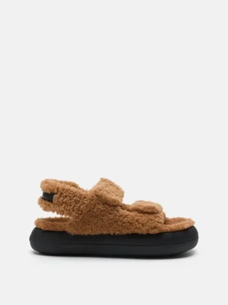 Sandalias marrones de piel de oveja