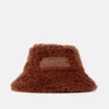 Sombrero de pescador peludo marrón