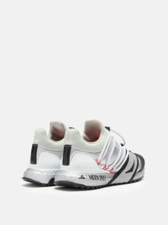 Zapatillas bajas Adidas X Moon Boot Ultraboost 1.0 en color plata mate